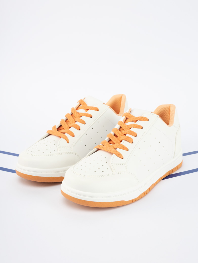 Baskets bicolores